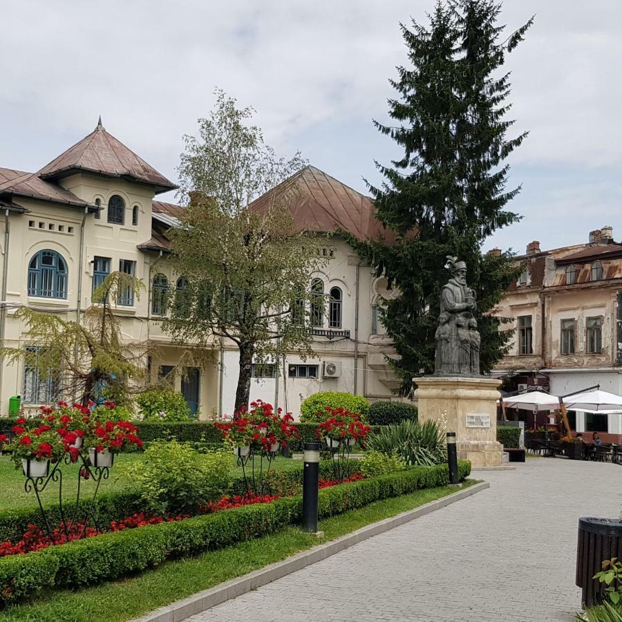Old Town Apartament Lejlighed Targoviste Eksteriør billede